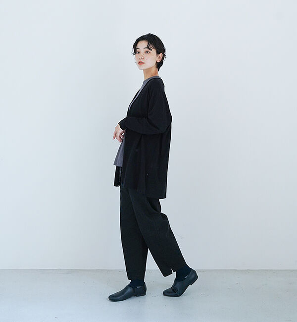 オローネ「Vネックオリオンカーディガン」|カーディガン|