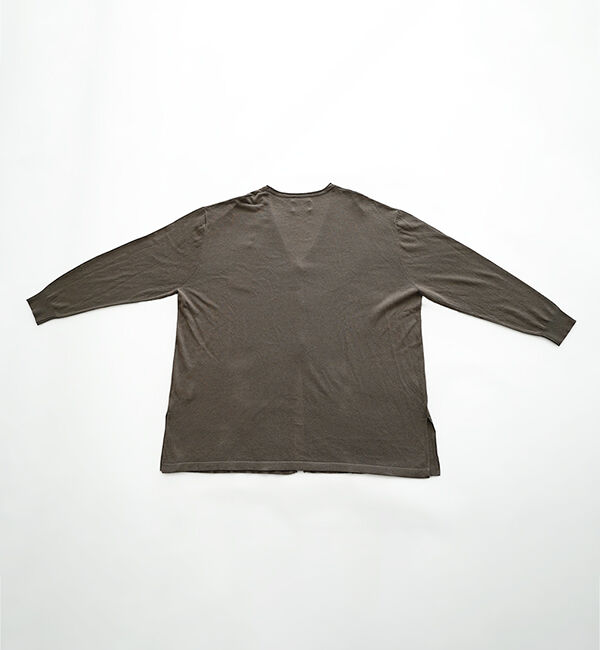 オローネ「Vネックオリオンカーディガン」|カーディガン|