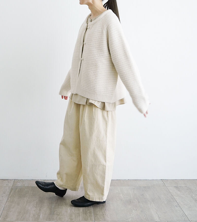 オオカミとフクロウ「オオカミとまるい羊のチャーミー」|カーディガン|