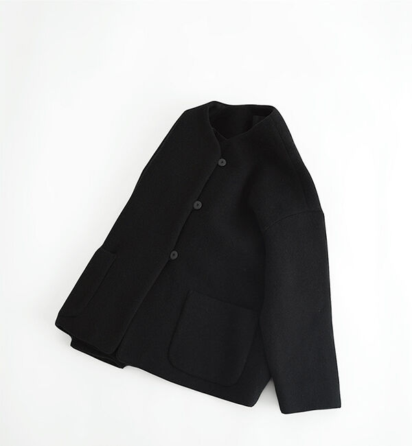 オオカミとシロクマのヴィーカ（オオカミとフクロウ）｜ルミネの