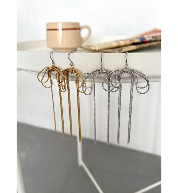 Ungrid「リボンモチーフチェーンピアス」|ピアス|