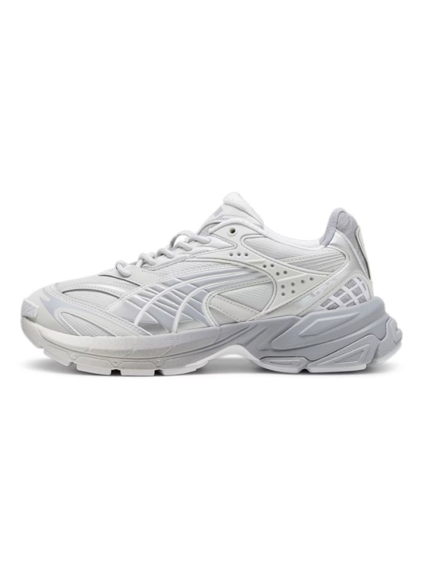 PUMA「【emmi&times;PUMA】Velophasis 372.5」|スニーカー|