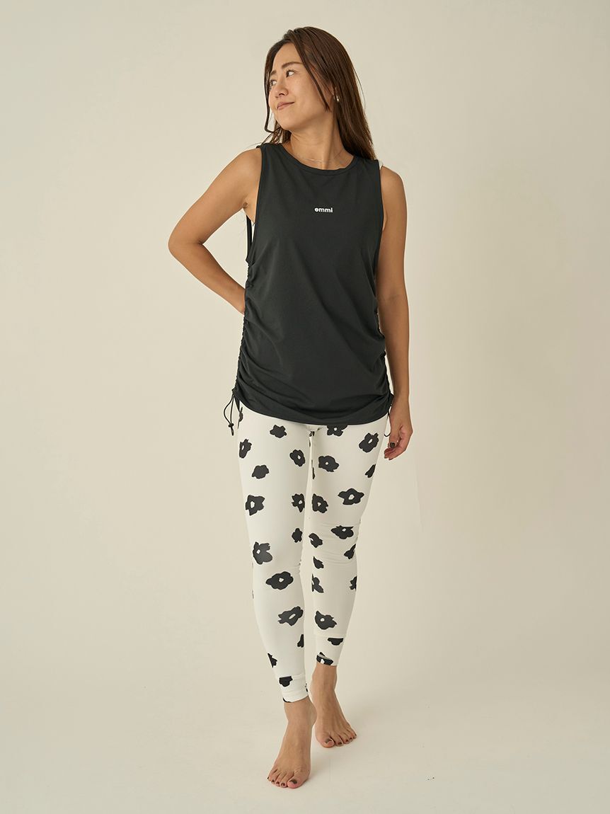 emmi yoga「カモミール柄レギンス」|スカート|