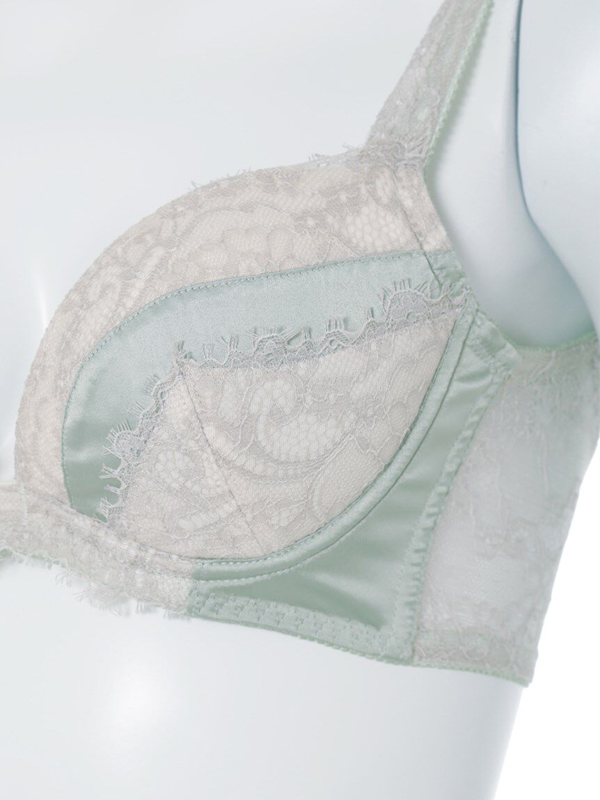 LILY BROWN Lingerie「【LILY BROWN Lingerie】サテン アイラッシュレース ブラ」|インナー|