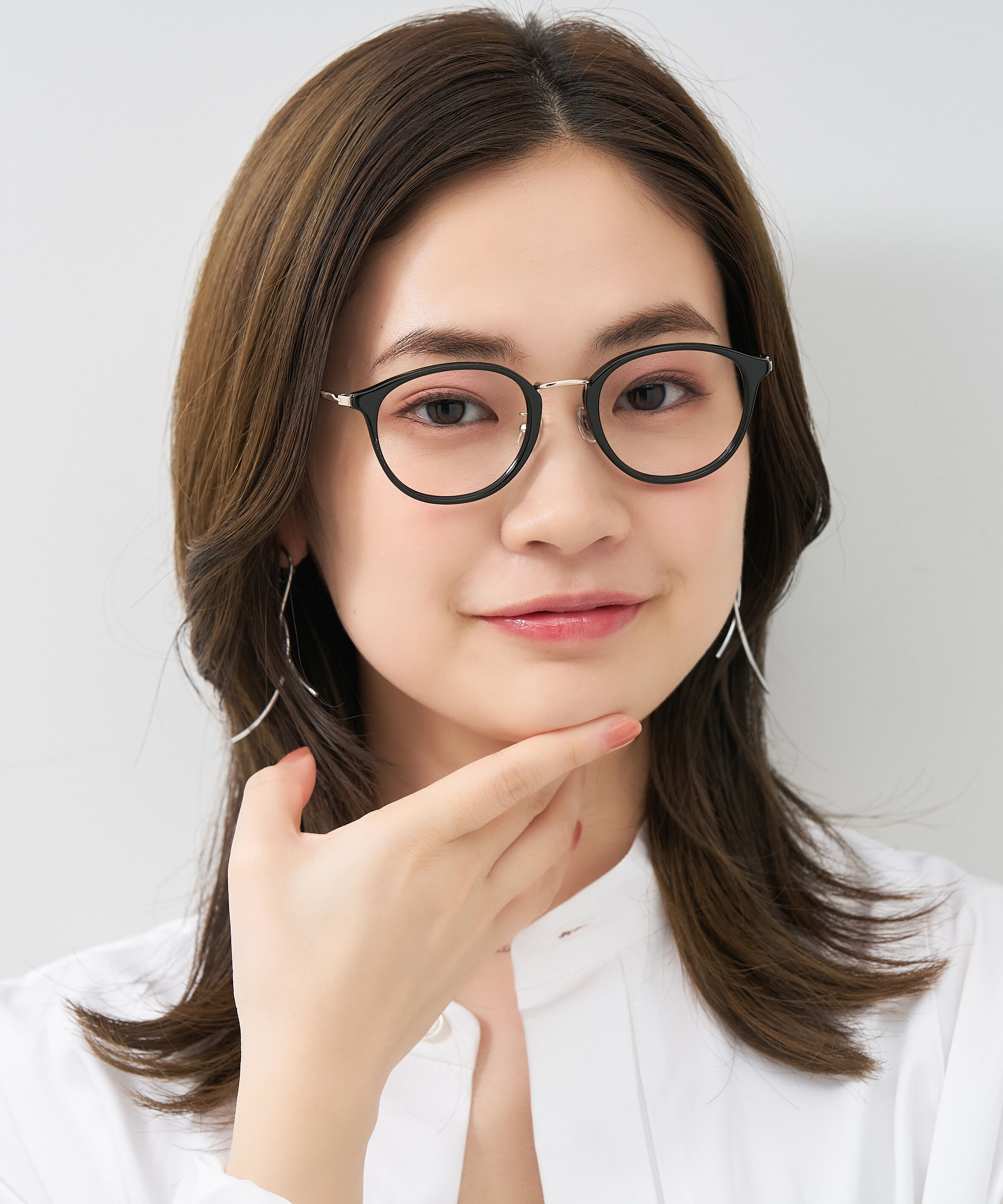  「ボストン型 大人可愛いメガネ トレンド感&times;きちんと感のあるデザイン｜黒縁 クリア レンズ交換券付き」|メガネ|