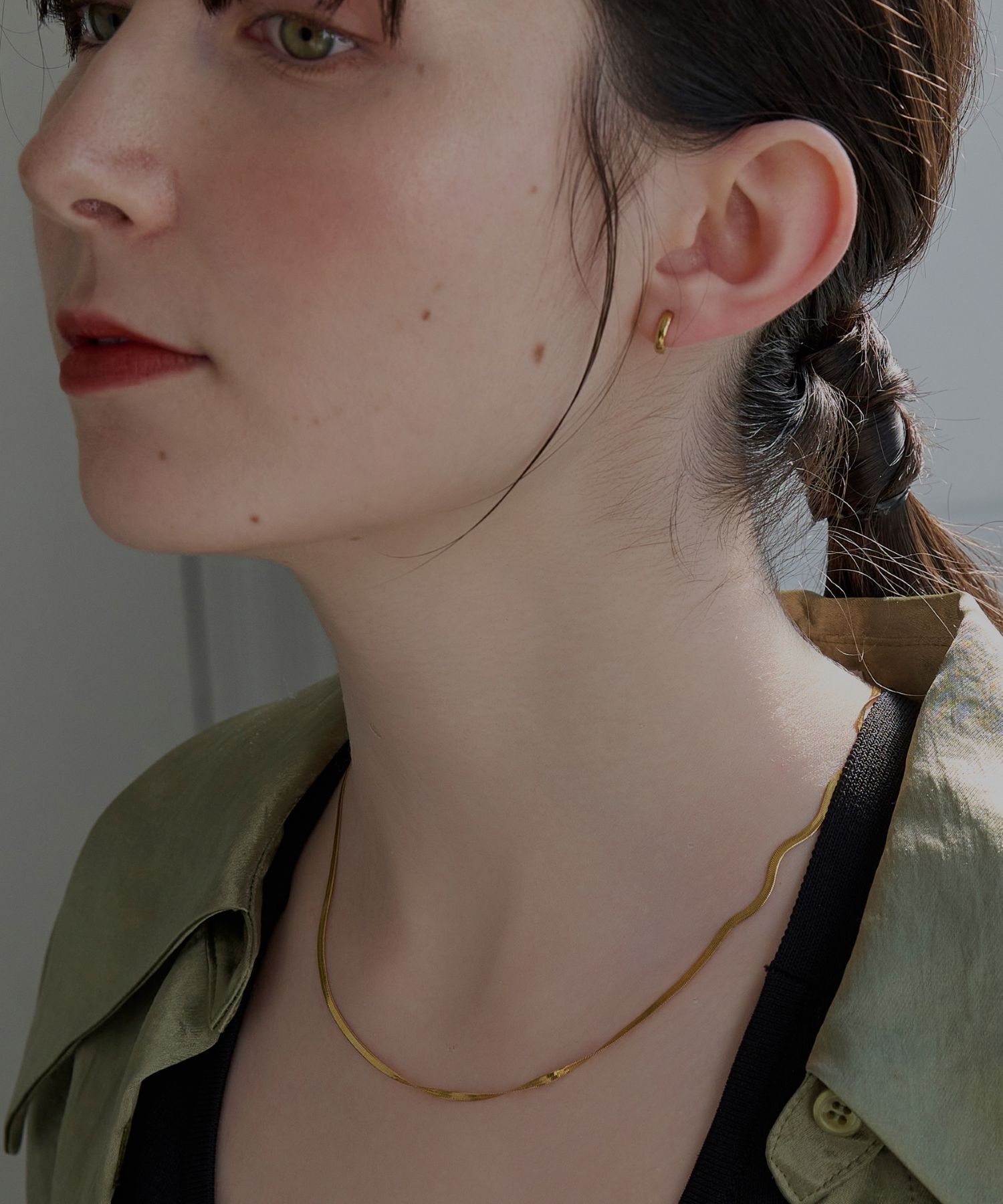 Phoebe「【金属アレルギー対応】ワンタッチメタルフープミニピアス　ゴールド/サージカルステンレス」|ピアス|