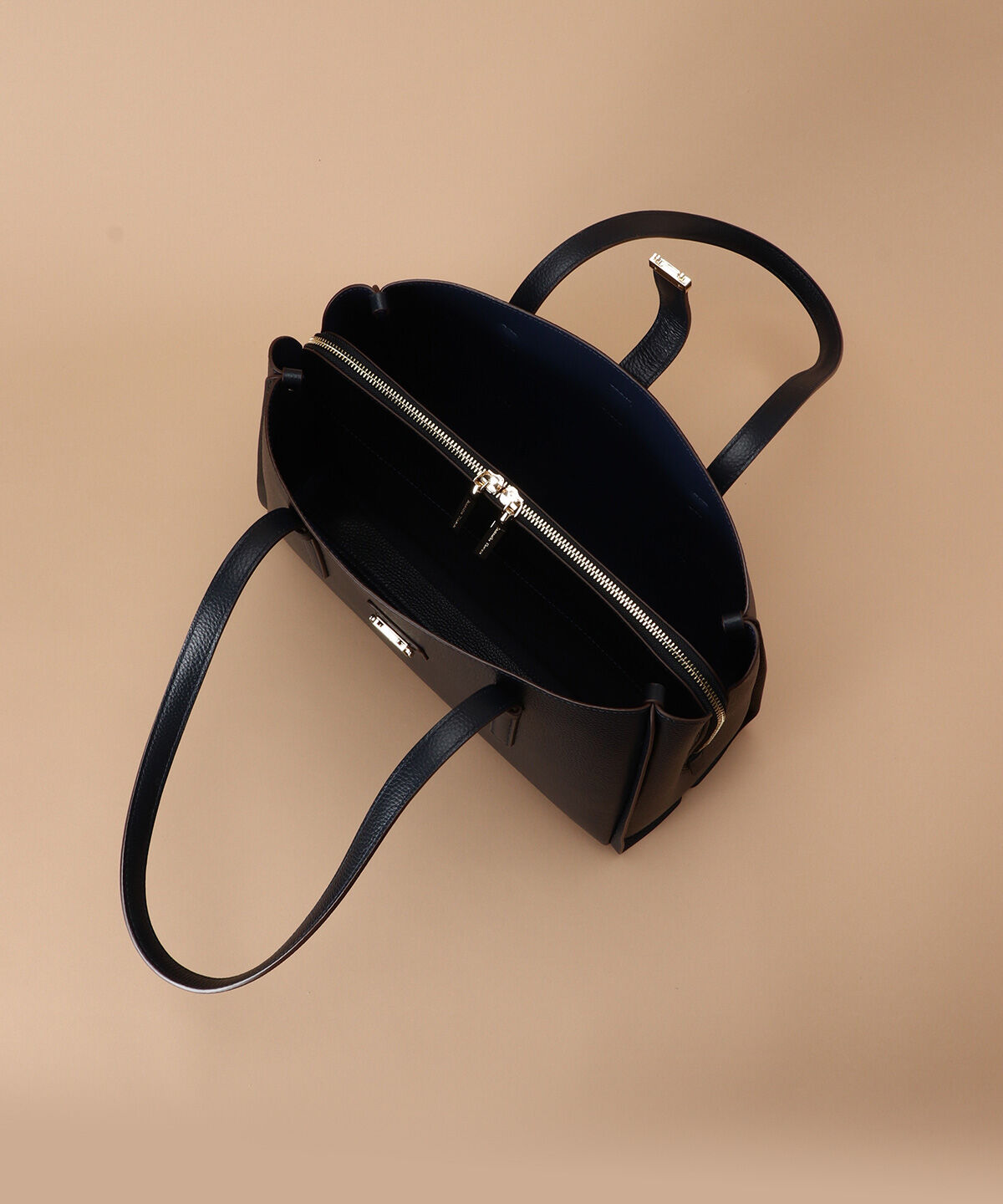 Samantha Thavasa「スクエア金具 シンプルトートバッグ」|トートバッグ|