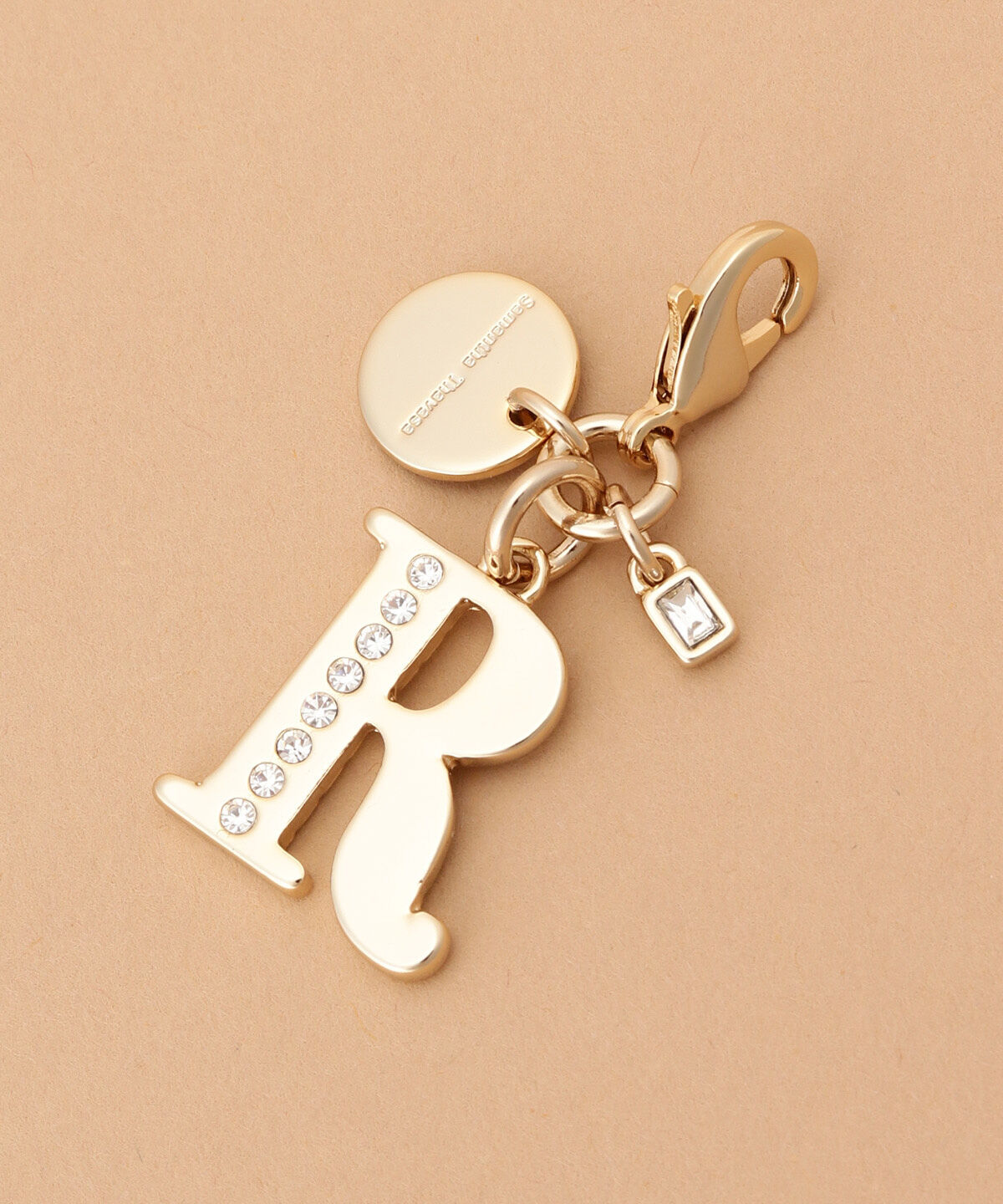 Samantha Thavasa「ビジューシンプルイニシャルファスナーチャーム(R)」|チャーム・キーホルダー|ゴールド