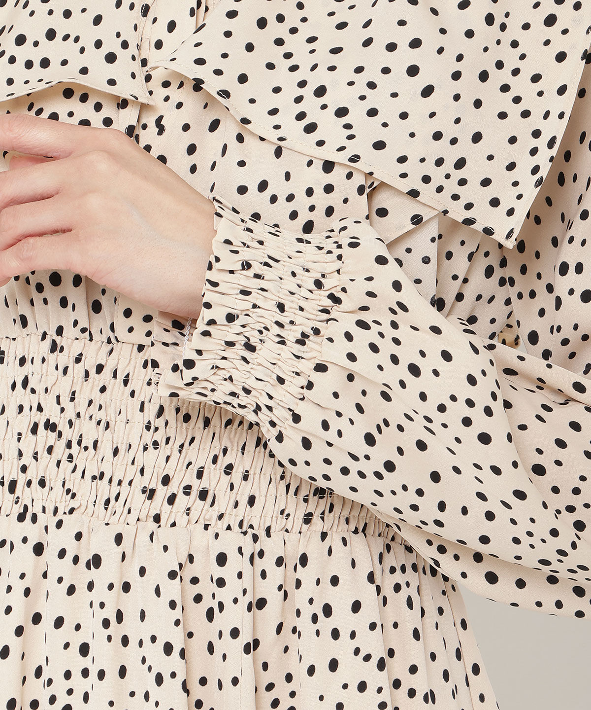 アンドクチュール「ランダムドットフリルワンピース」|ワンピース|