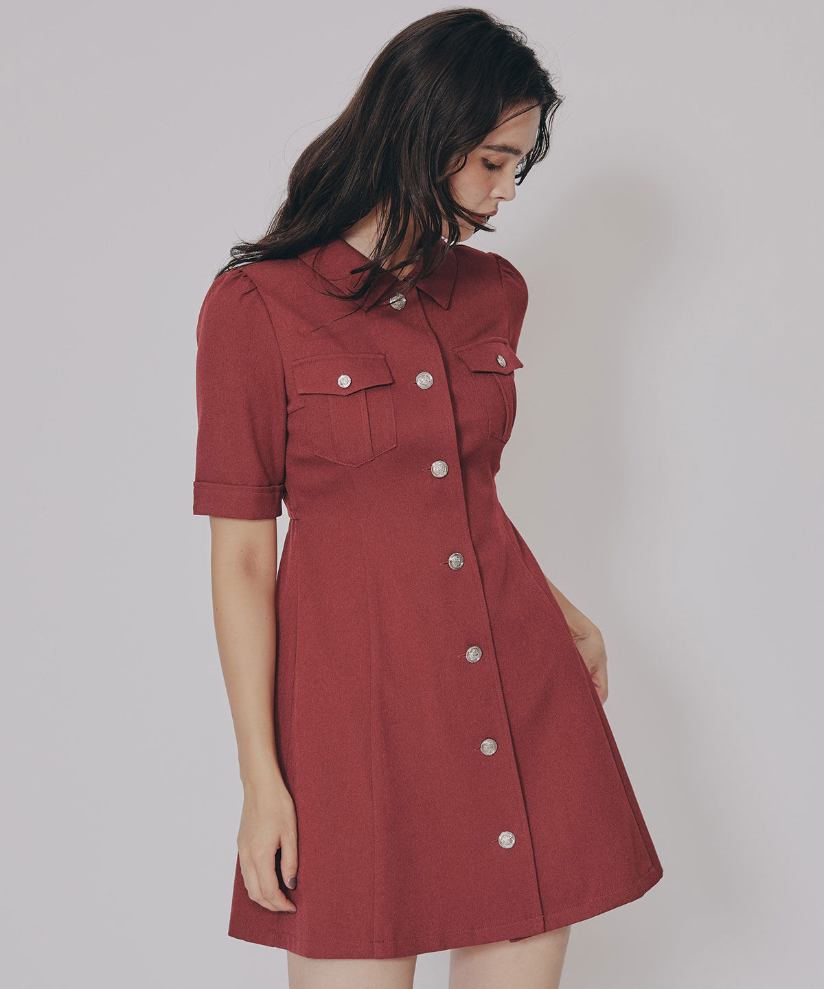 REDYAZEL「エンブレムボタンツイルシャツワンピース」|ワンピース|レッド