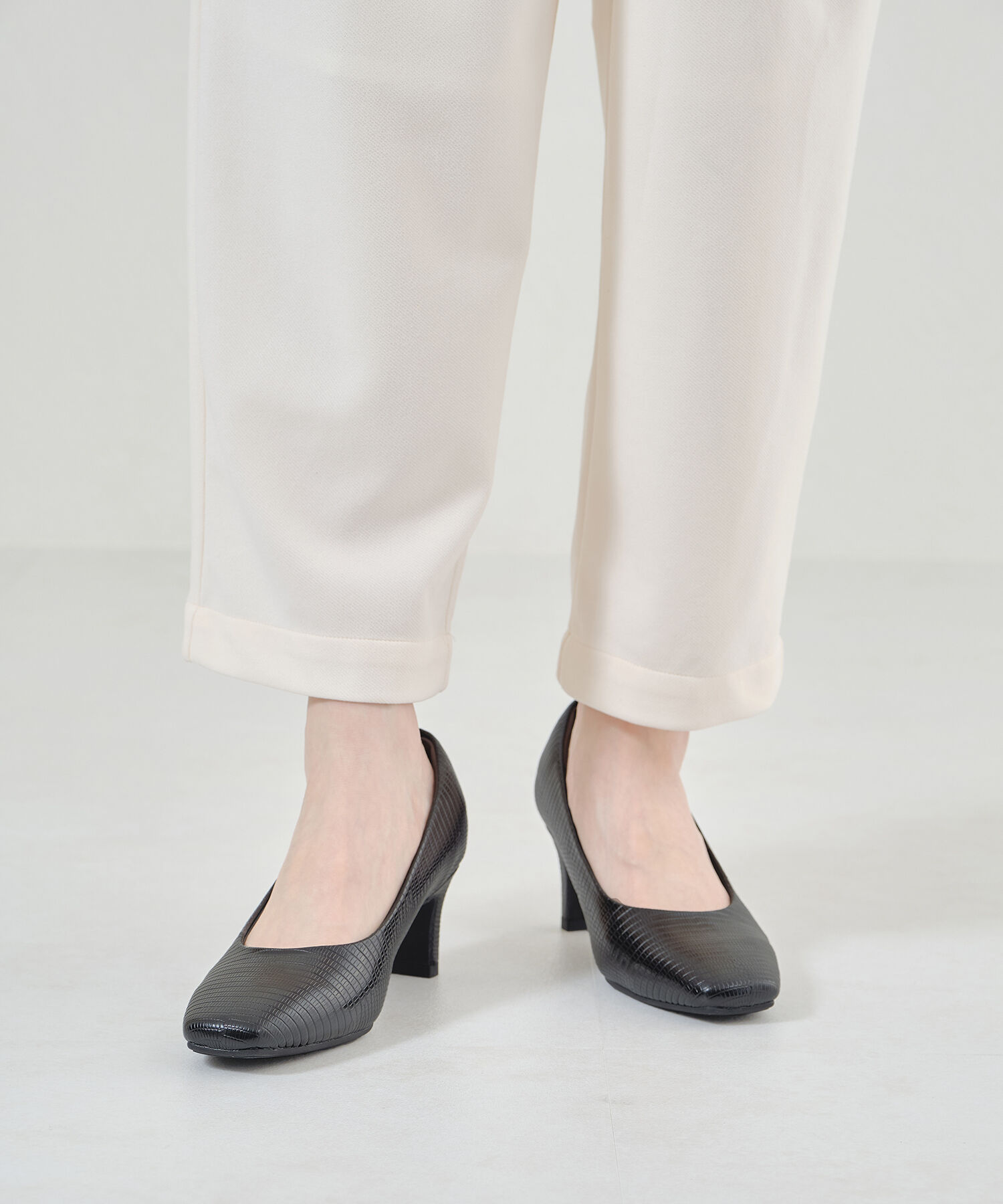 ORiental TRaffic「【跳べるパンプス/シリーズ累計１５０万足突破】スクエアトゥヒール/R-3204 WEB限定」|パンプス|