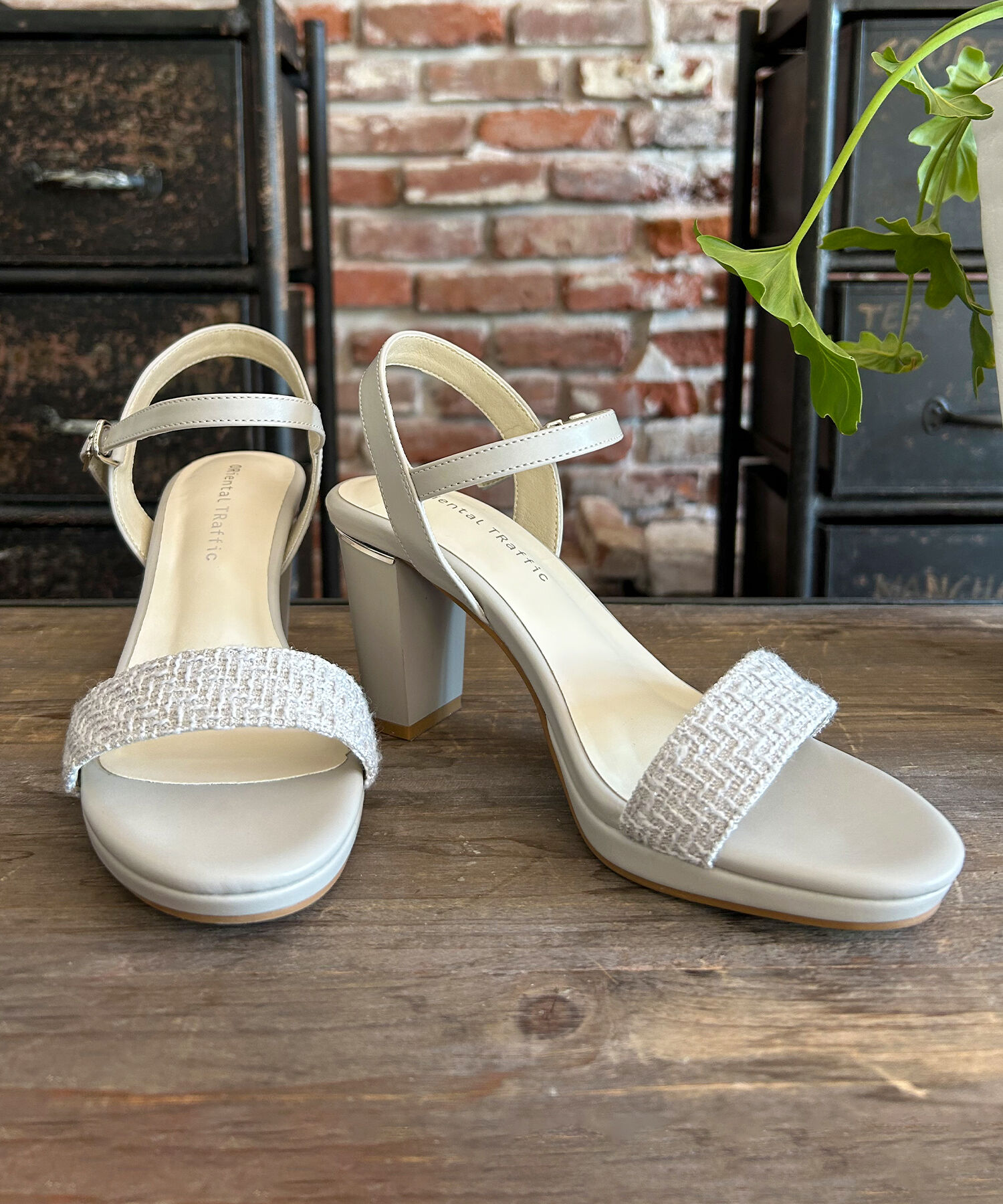 ORiental TRaffic「●2025春夏新作●ラウンドトゥラインヒールサンダル/51208 サンダル トレンド 人気」|サンダル|GREY