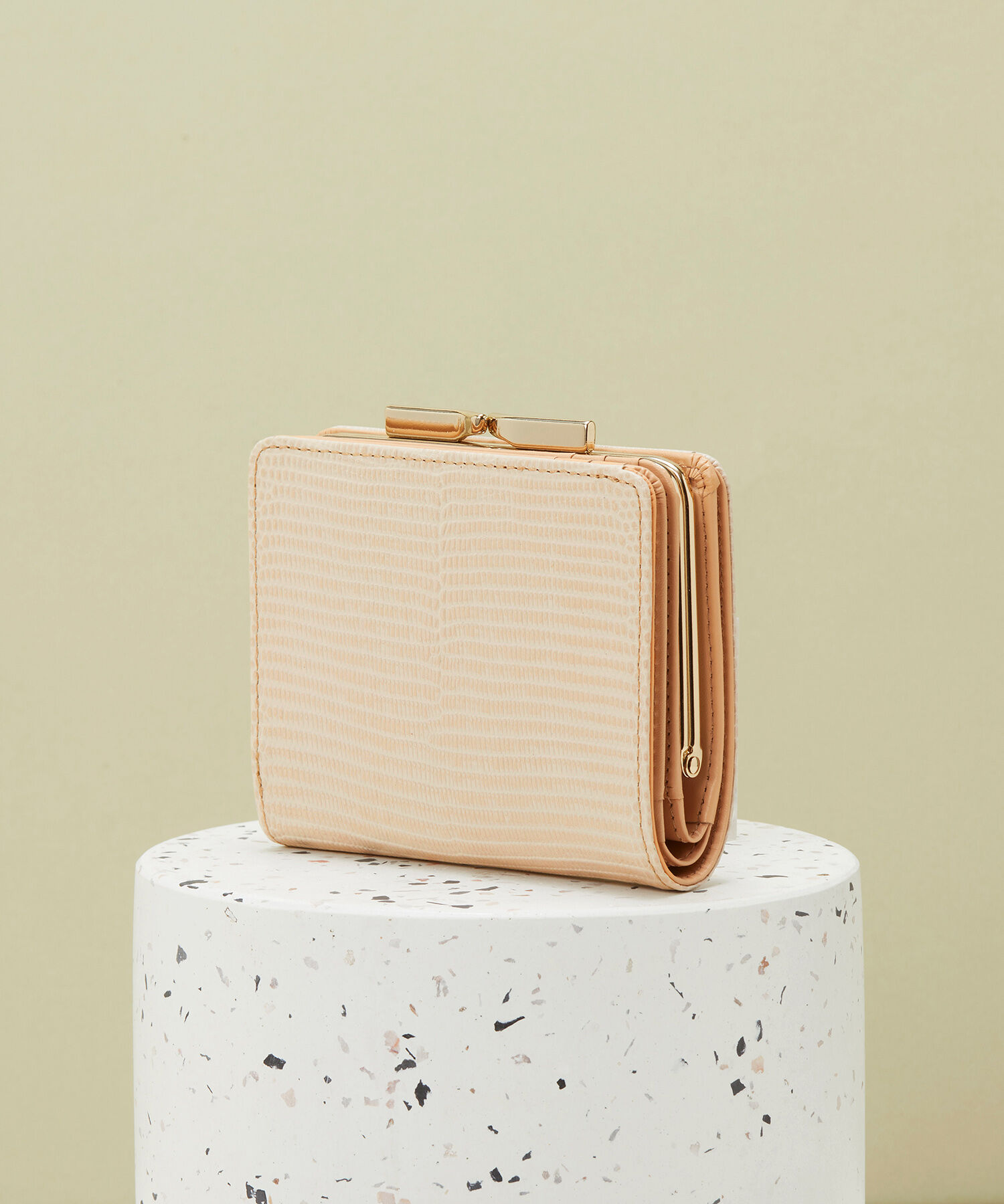 TOPKAPI 「イタリアンレザー・リザード型押し・がま口２つ折り財布 LUCIA[ルチア]」|財布|