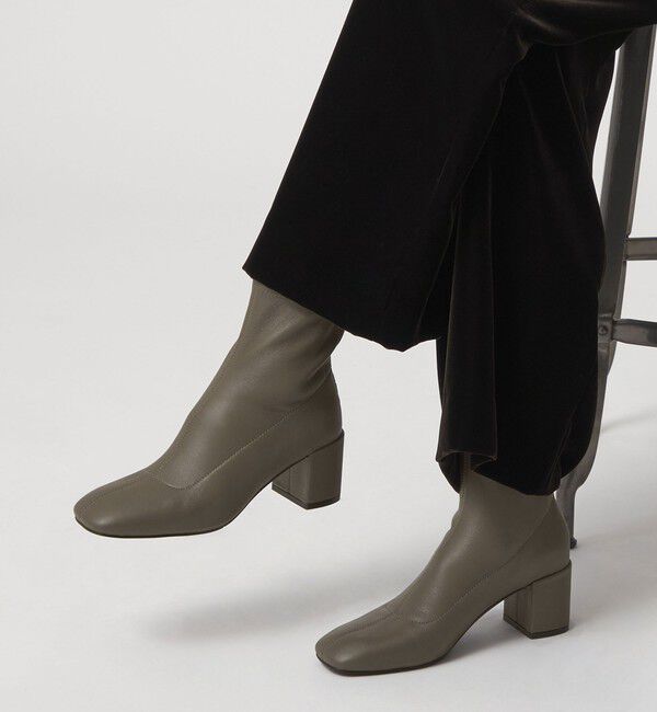 ODETTE E ODILE「ストレッチレザー ショートブーツ60&darr;&uarr;」|ショートブーツ|