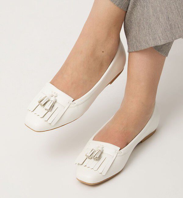 UNITED ARROWS green label relaxing「【WEB限定】キルトタッセル フラットシューズ 撥水」|ローファー|WHITE