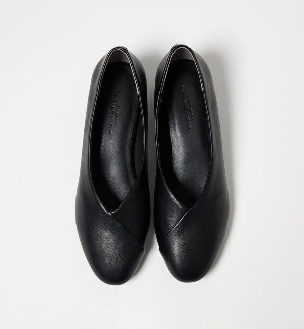 UNITED ARROWS green label relaxing「ラウンド キリカエ Vカット パンプス 撥水」|パンプス|BLACK