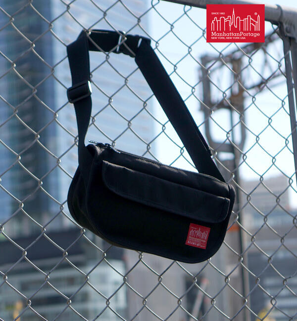 BEAMS「Manhattan Portage &times; BEAMS / 別注 1115 ウエスト バッグ」|その他|BLACK