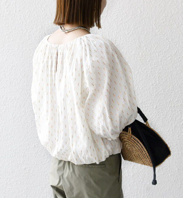 SHIPS any「SHIPS any:〈洗濯機可能〉ラメ ドビー ギャザー パフ スリーブ ブラウス」|シャツ・ブラウス|