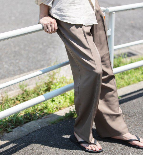 SHIPS「City Ambient Products: ツイル 2タック ワイド スラックス」|チノ|