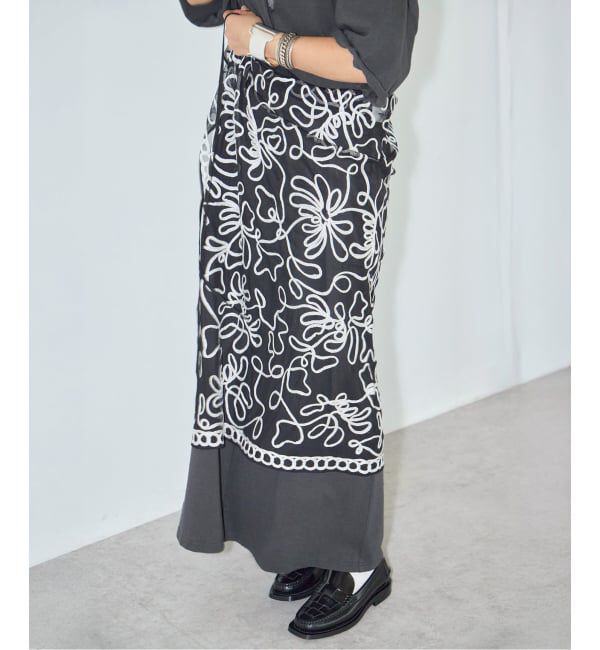  「SARA MALLIKA TULLE TAPE EMBROIDERY WRAP 020352SF2：スカート」|スカート|ブラック