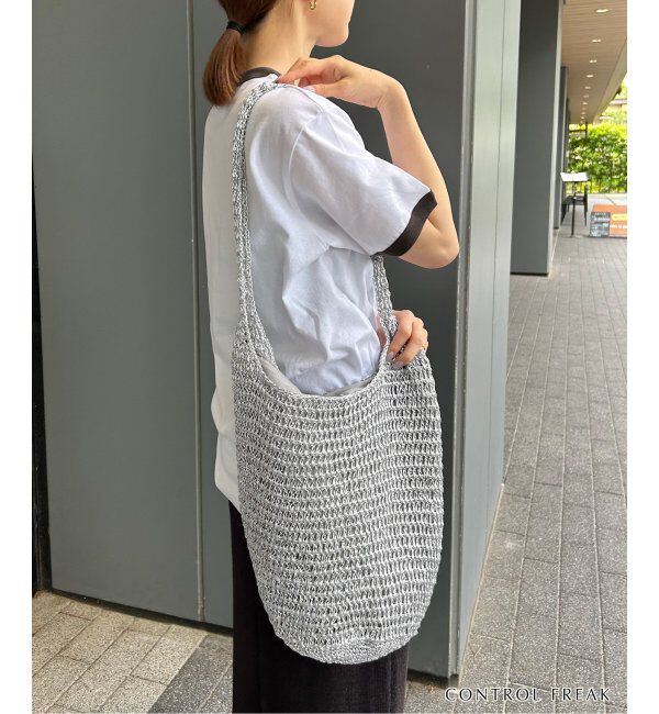 SLOBE IENA「CONTROL FREAK メタリックペーパークロッシェバッグ 244-121506」|ショルダー・メッセンジャー|シルバー