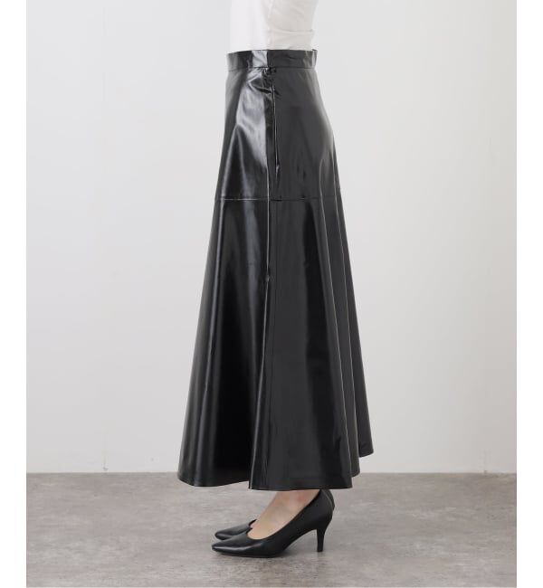 VERMEIL par iena「SAQUI サキ PATENT FLARED スカート 25FW42」|スカート|