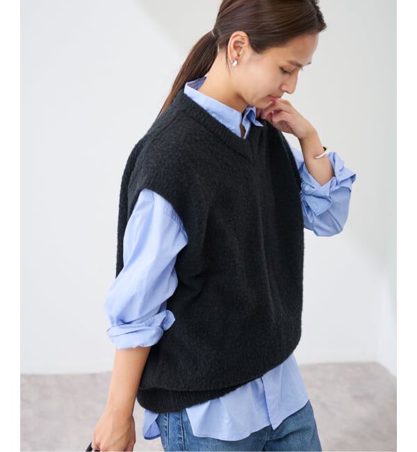 FRAMeWORK「ATON/エイトン WOOL CASHMERE BOUCLE V-NECK VEST」|ニット・セーター|