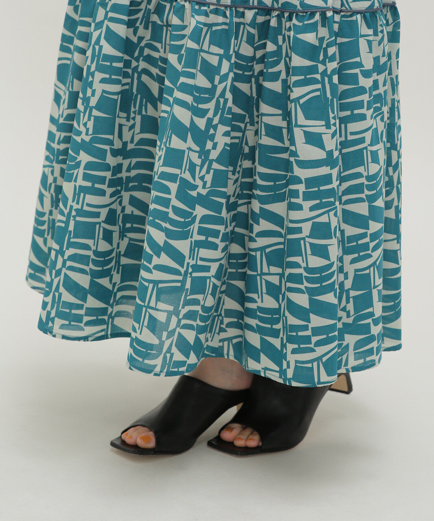 nano･universe「LB.03/幾何学柄ティアードスカート」|スカート|