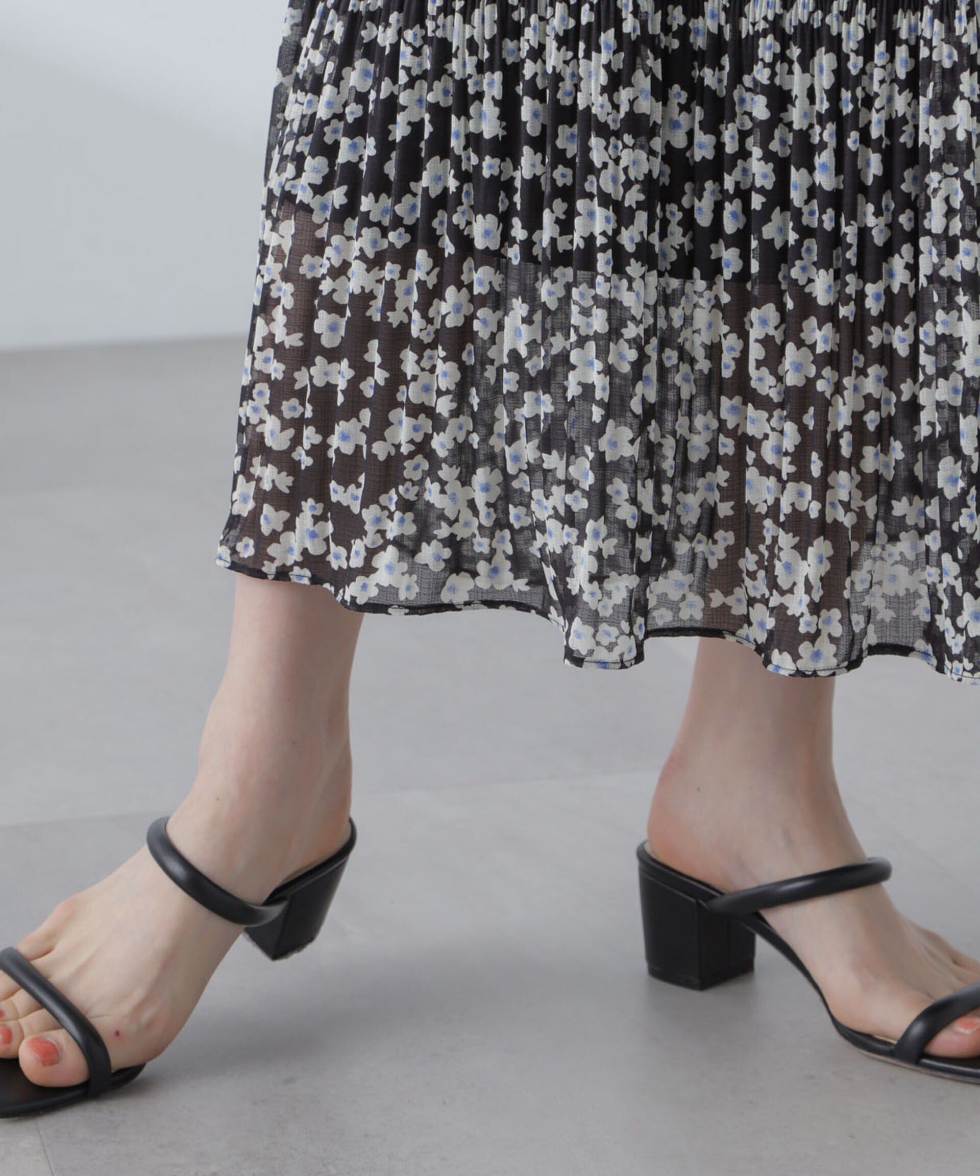 nano･universe「小花柄マジョリカプリーツスカート」|スカート|