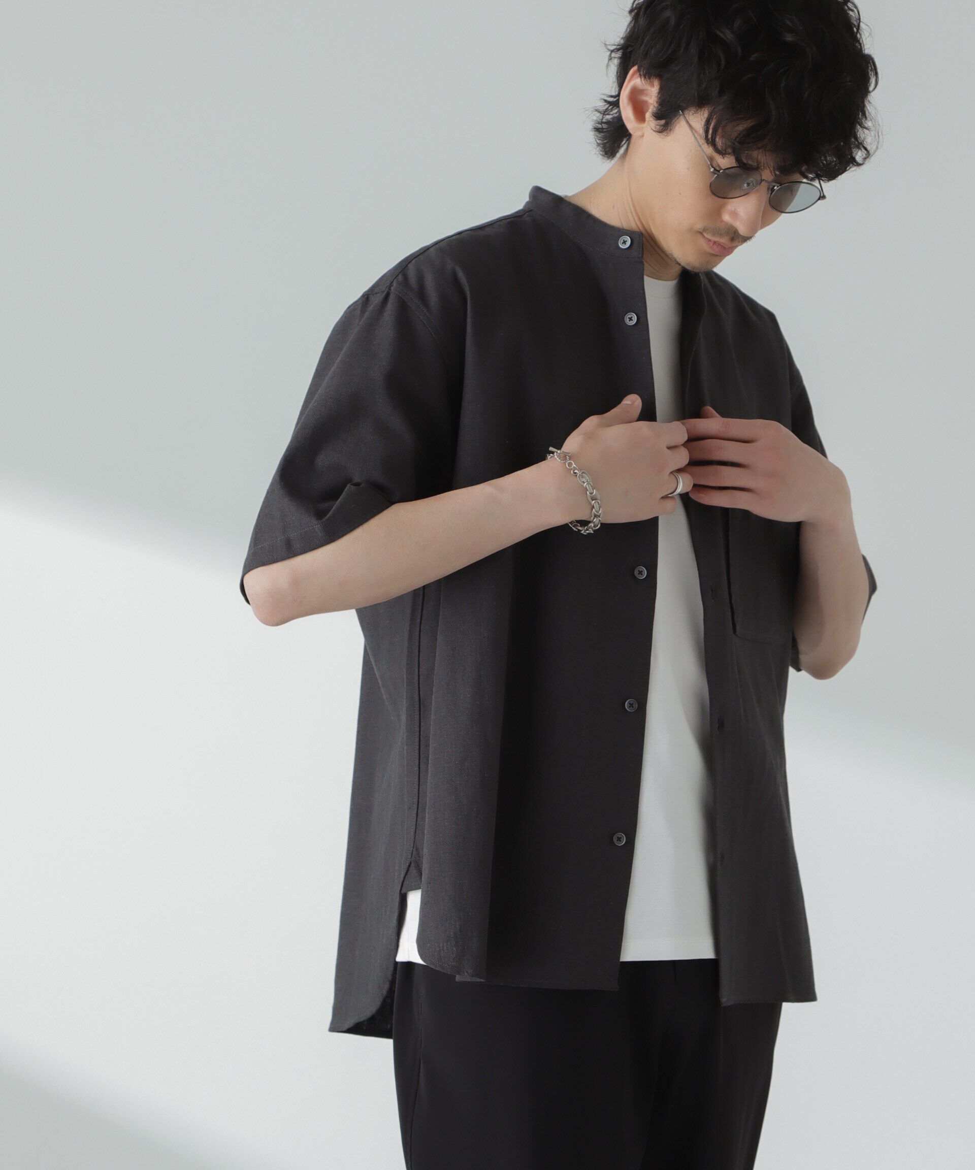 nano･universe「リネンコットンヘリンボーンバンドカラーシャツ」|シャツ・ブラウス|