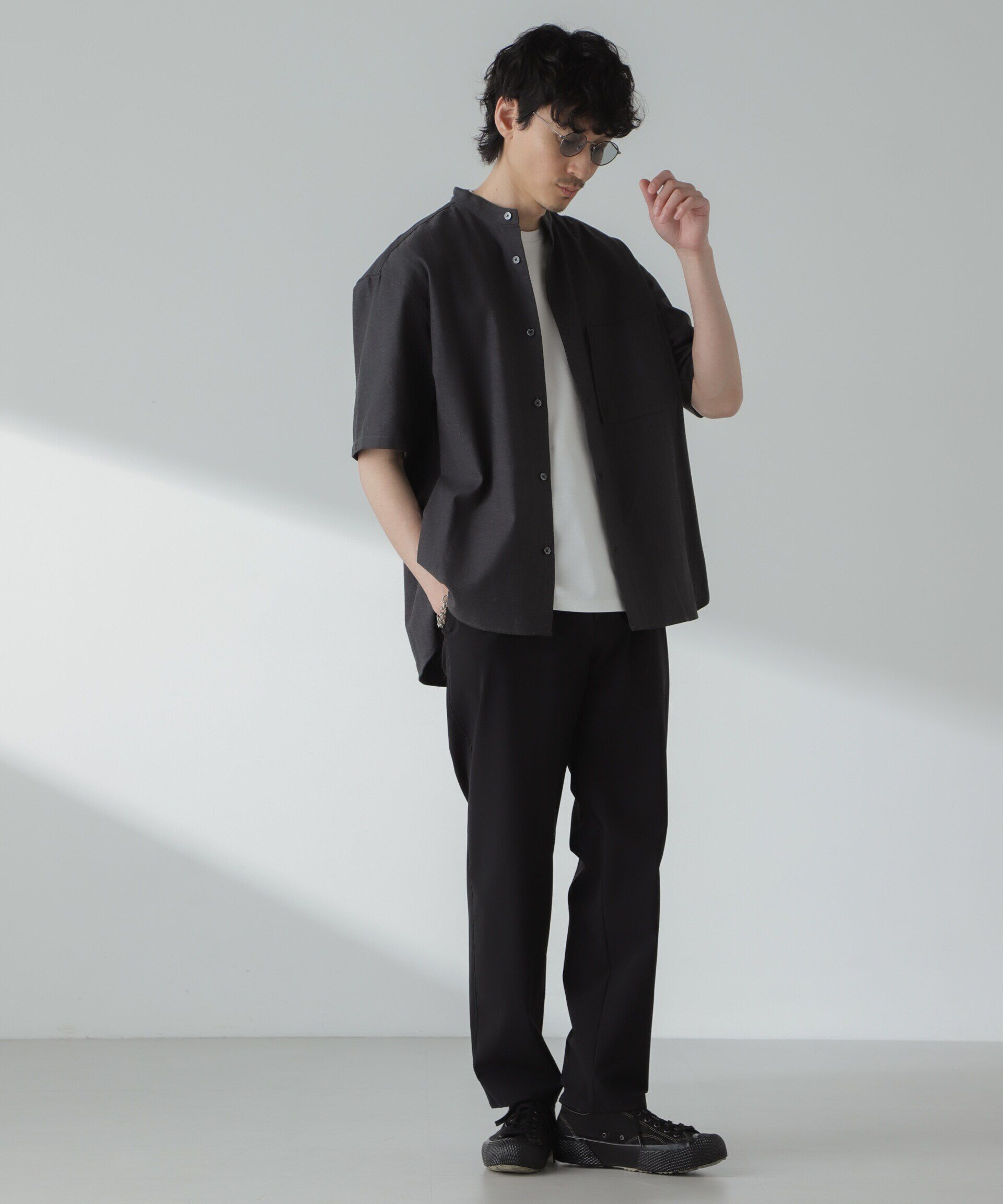 nano･universe「リネンコットンヘリンボーンバンドカラーシャツ」|シャツ・ブラウス|