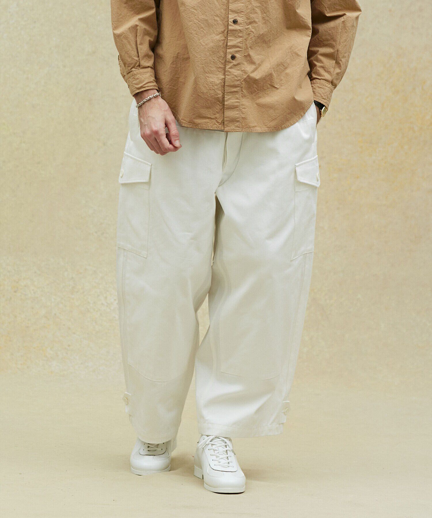 nano･universe「LB.02/ダブルニ―モーターサイクルパンツ」|チノ|ホワイト