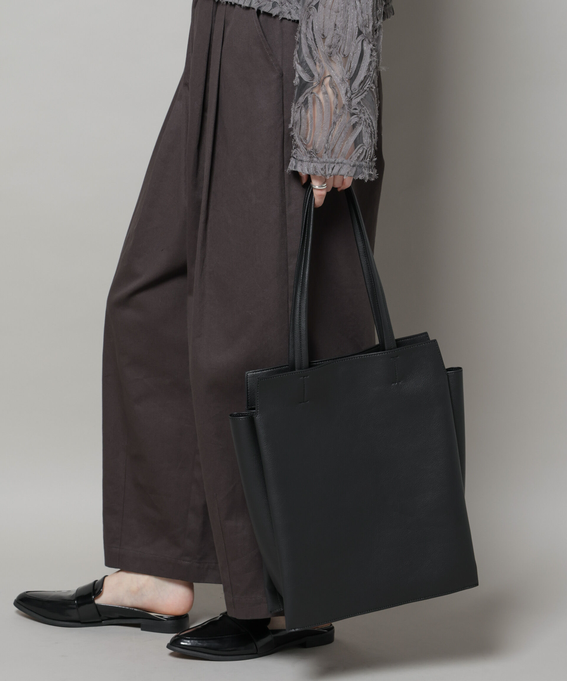 nano･universe「縦長トートバッグ」|ショルダー・メッセンジャー|ブラック