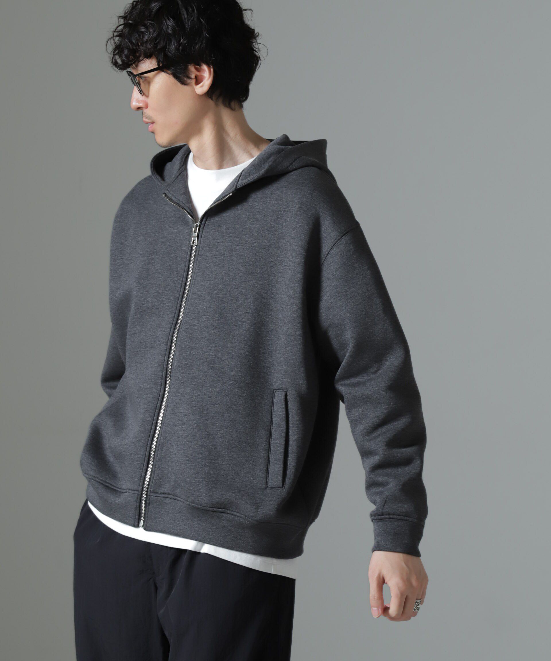 nano･universe「ボンディングボルドフィットフーディーブルゾン」|Tシャツ・カットソー|チャコール3