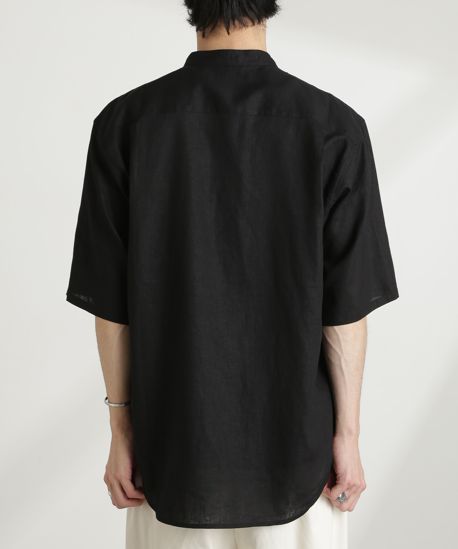 nano･universe「アンチスメルリネン バンドカラーシャツ 半袖」|シャツ・ブラウス|