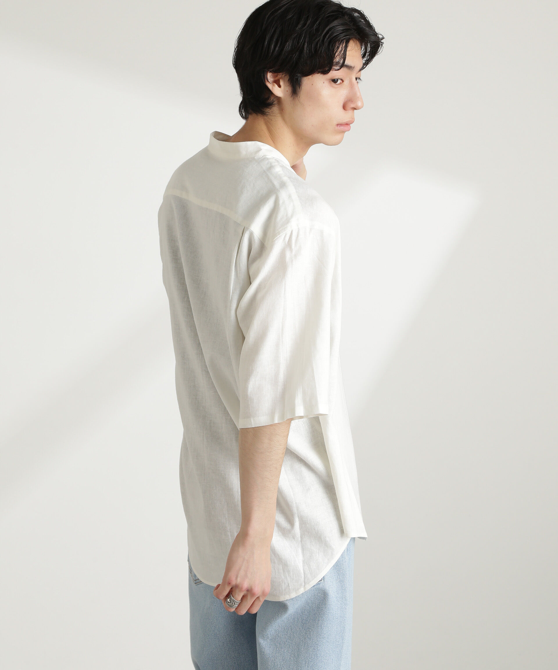 nano･universe「アンチスメルリネン バンドカラーシャツ 半袖」|シャツ・ブラウス|