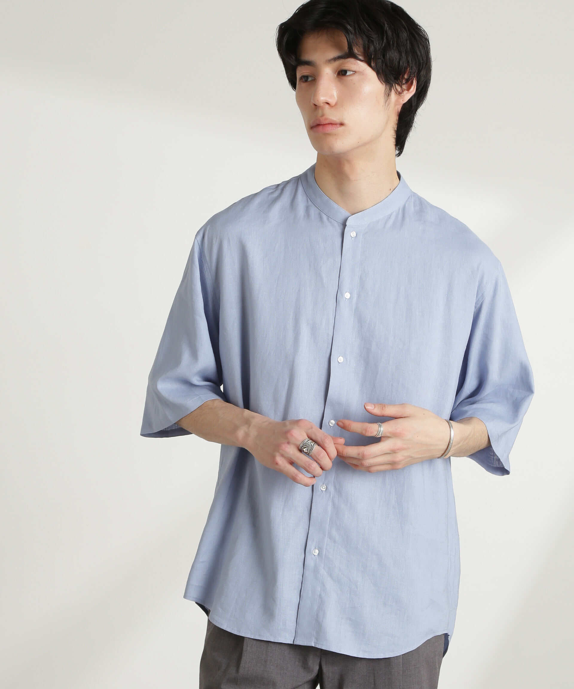 nano･universe「アンチスメルリネン バンドカラーシャツ 半袖」|シャツ・ブラウス|