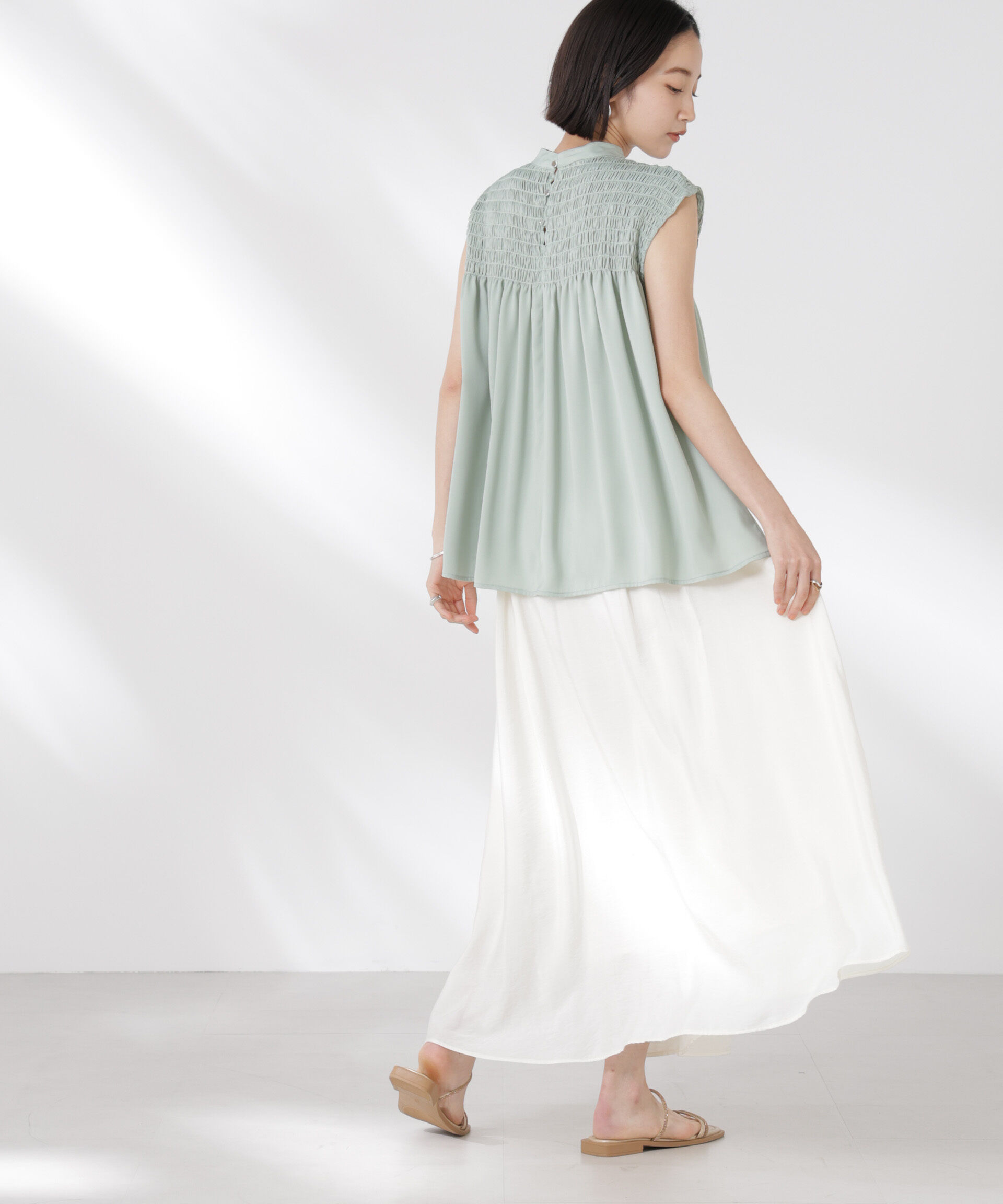 nano･universe「フロントシャーリングノースリーブブラウス」|シャツ・ブラウス|