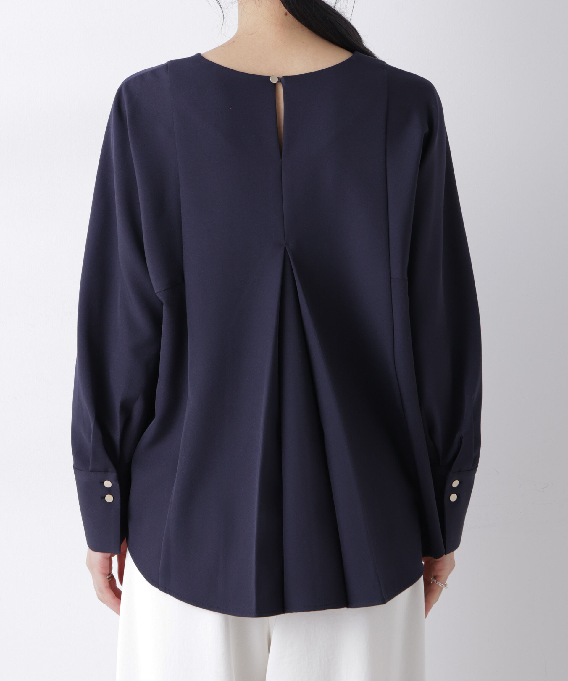 nano･universe「デイリーファンクション Vネックブラウス(セットアップ可)」|シャツ・ブラウス|