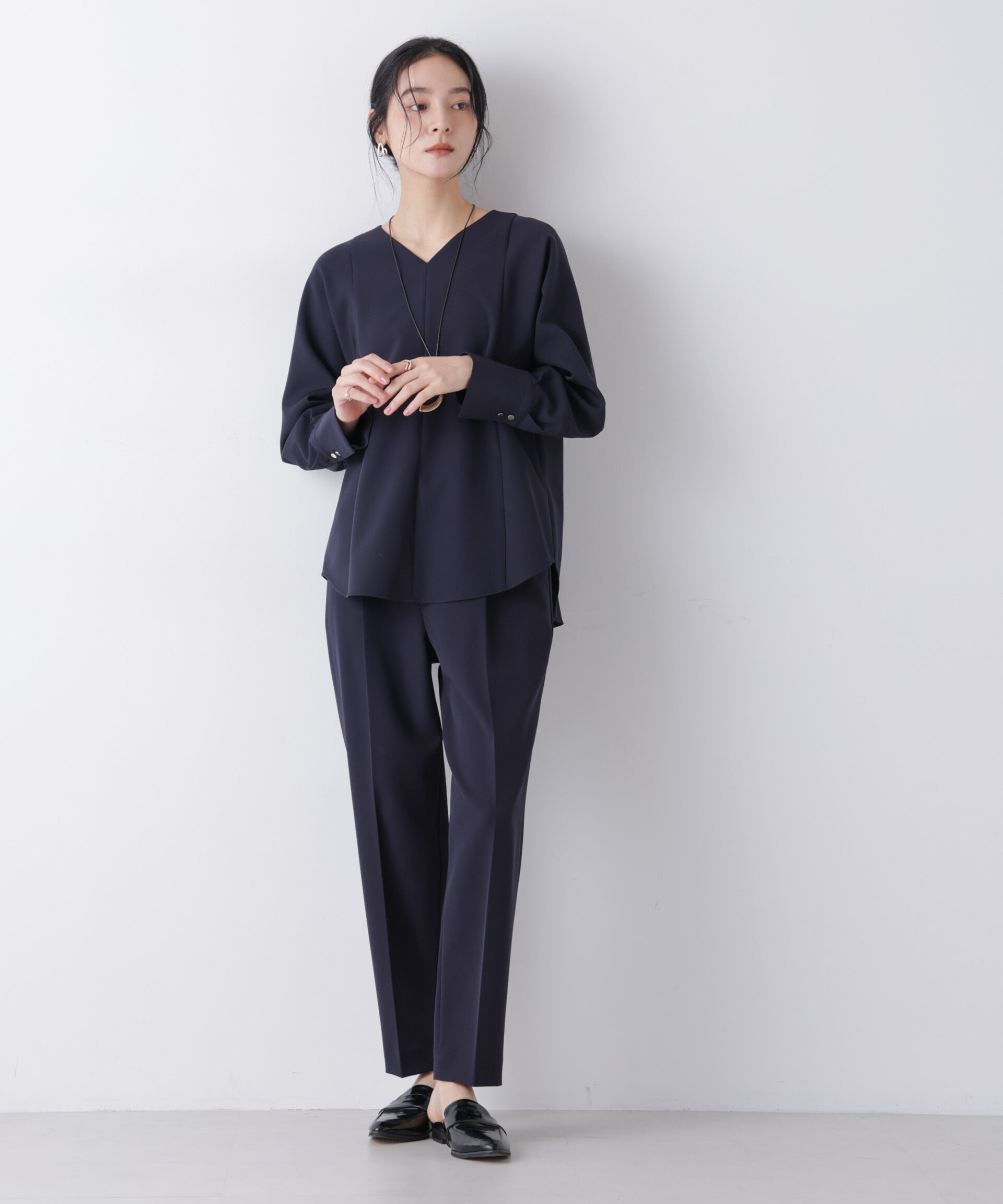 nano･universe「デイリーファンクション Vネックブラウス(セットアップ可)」|シャツ・ブラウス|