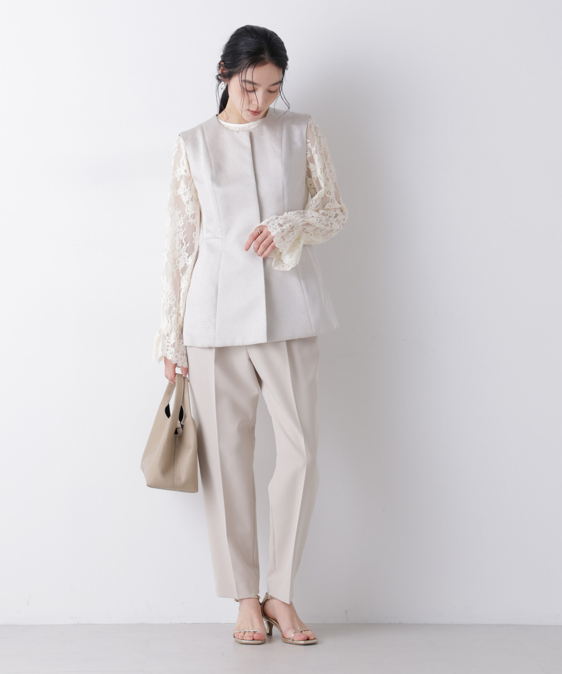 nano･universe「デイリーファンクション タックテーパードパンツ(セットアップ可)」|チノ|