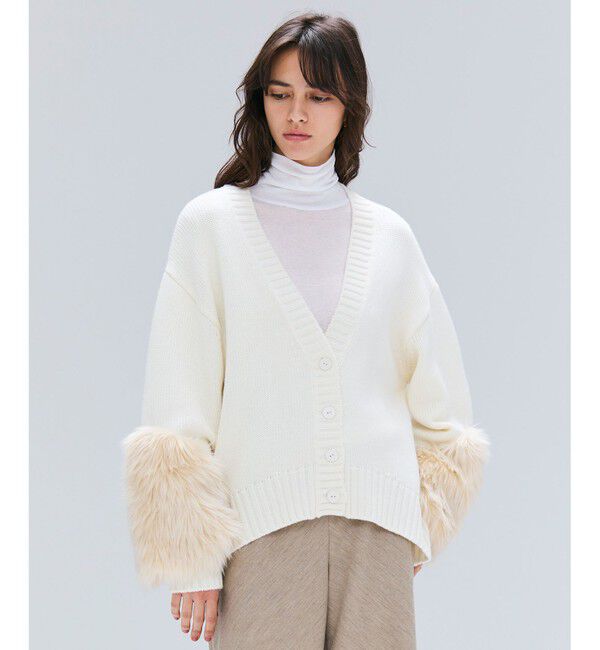 BEIGE,「【洗える】CHESTER / フェイクファーVネックカーディガン」|ニット・セーター|Bone