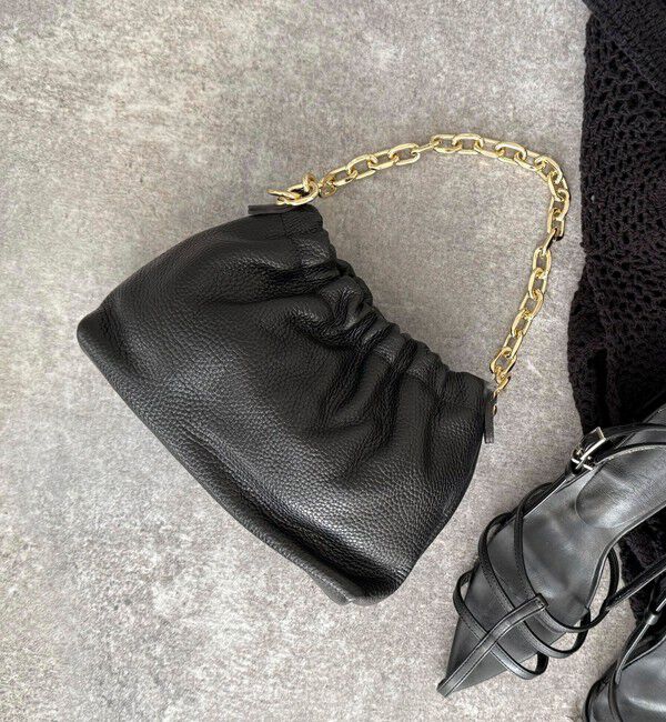 fredy emue「【AULENTTI/オーレンティ】チェーンギャザーレザーショルダーバッグ」|ショルダー・メッセンジャー|