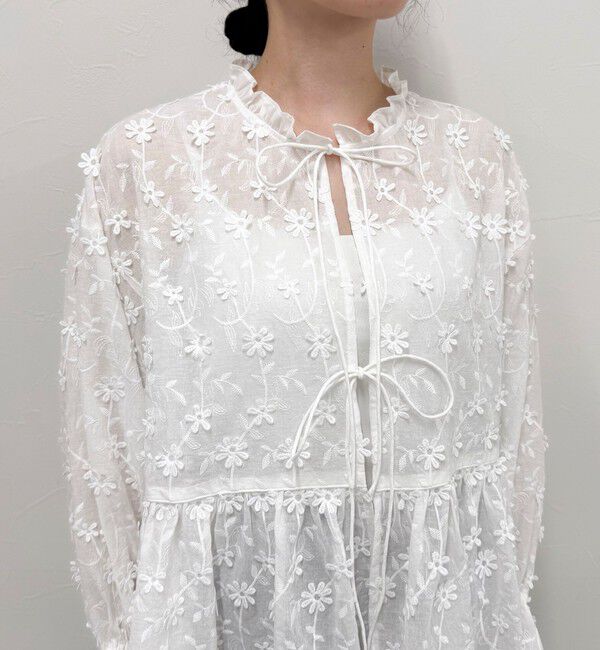 fredy emue「3D刺繍スカラップ前開きブラウス」|シャツ・ブラウス|