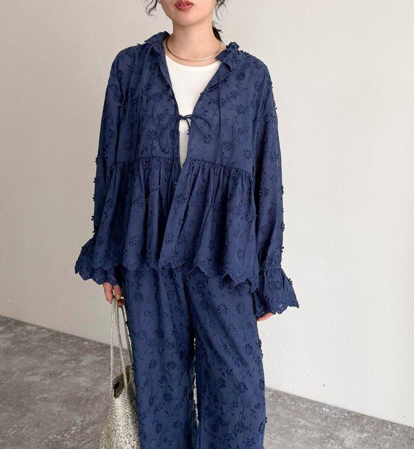 fredy emue「3D刺繍スカラップ前開きブラウス」|シャツ・ブラウス|