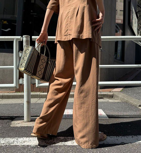 fredy emue「《セットアップ対応》レーヨン麻セミワイドイージーパンツ」|チノ|