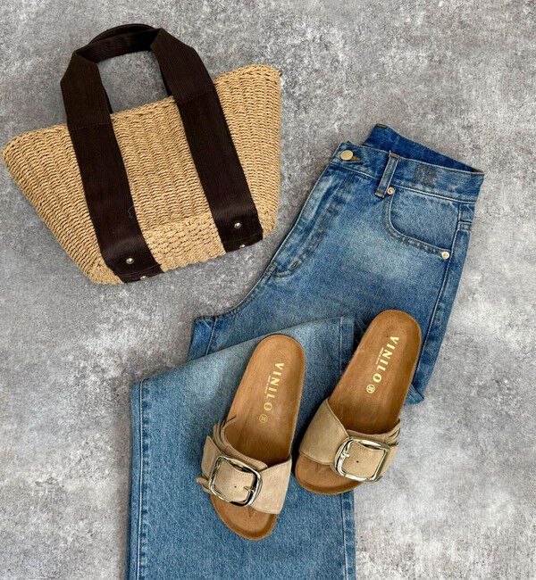 fredy emue「【VINILO/ヴィニーロ】スエードフリンジバックルスライドサンダル」|サンダル|