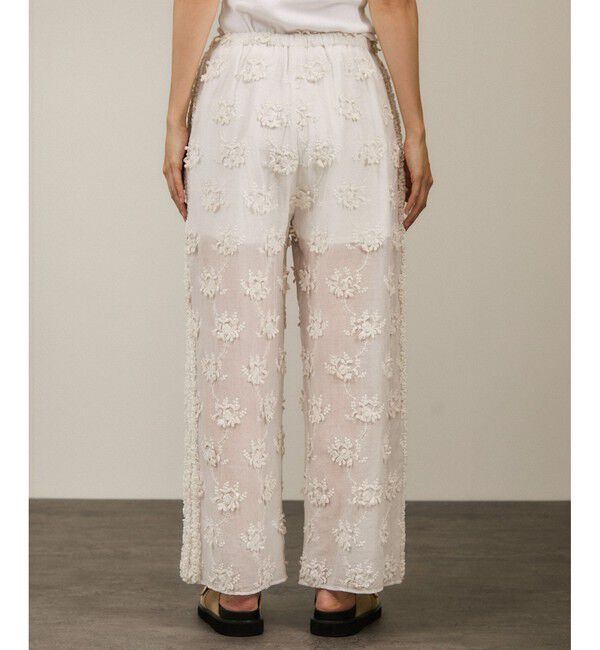 SALON adam et rope'「【crinkle crinkle crinkle】別注3D刺繍サイドフリルパンツ」|チノ|