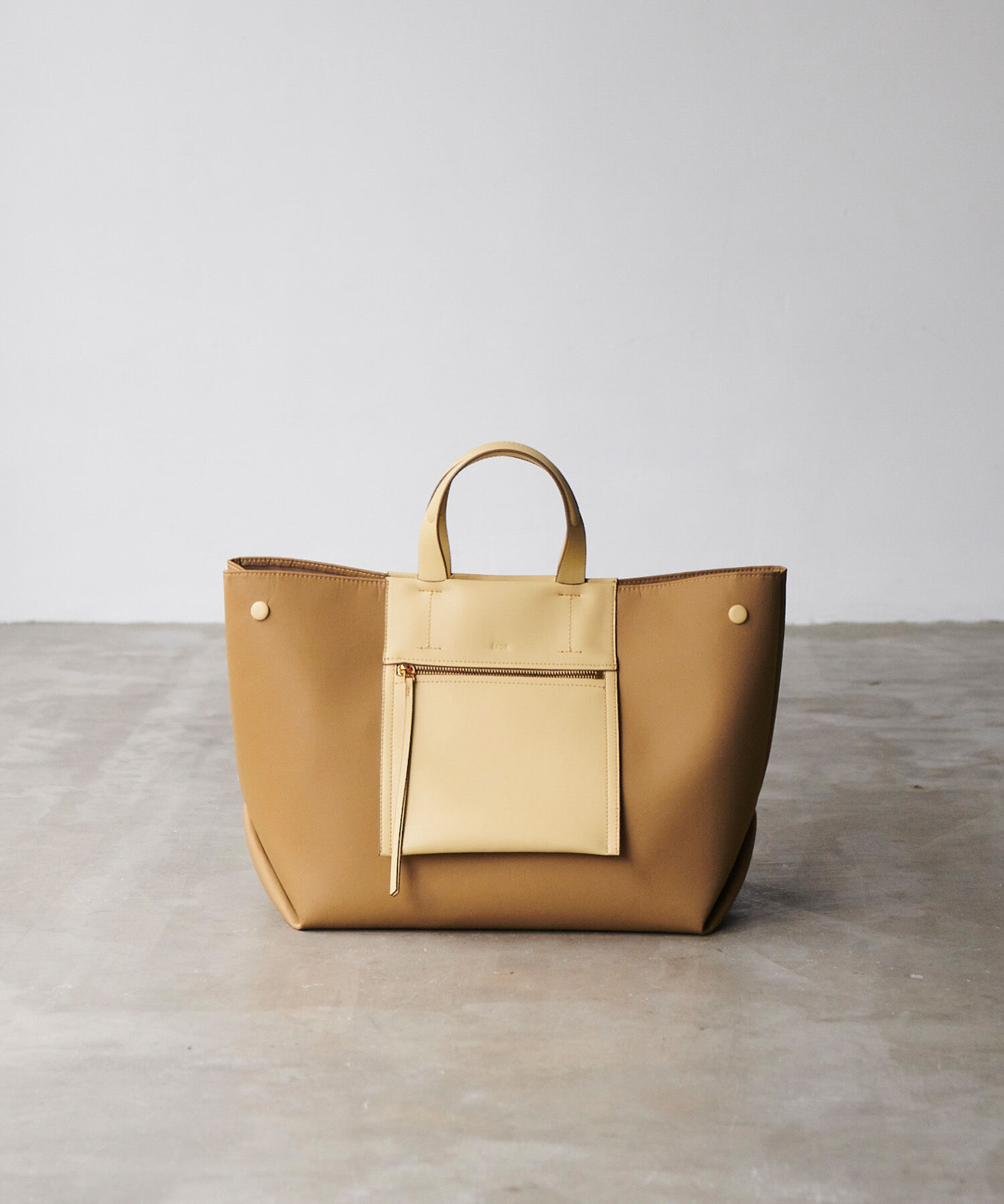 ROPE「【E&rsquo;POR】【A4対応】【撥水/雨の日】D BAG Large」|ハンドバッグ|カラシ(86)