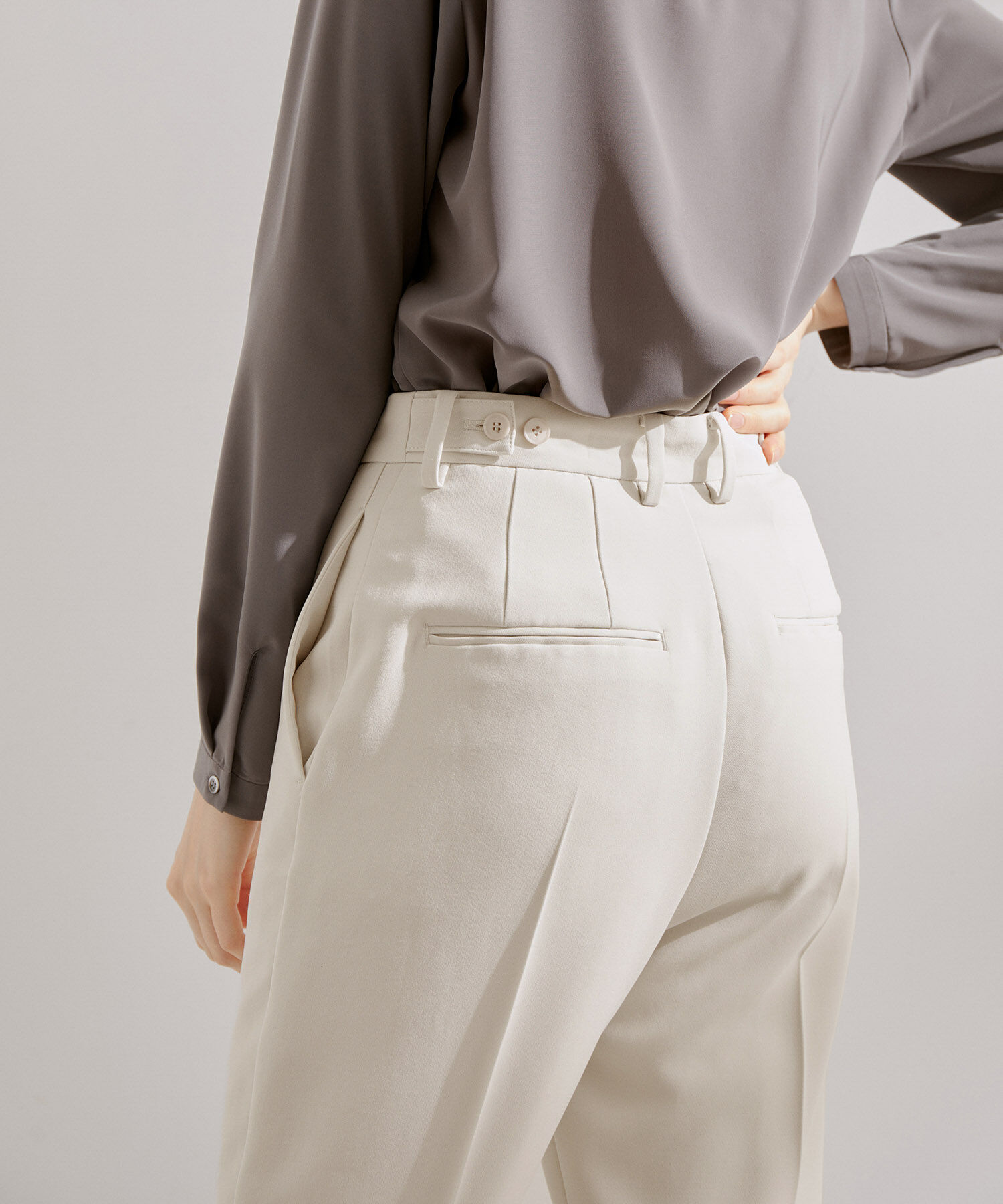 ROPE「【洗える】アセテートダブルクロス サイドアジャストテーパードパンツ/セレモニー・セットアップ対応」|その他|